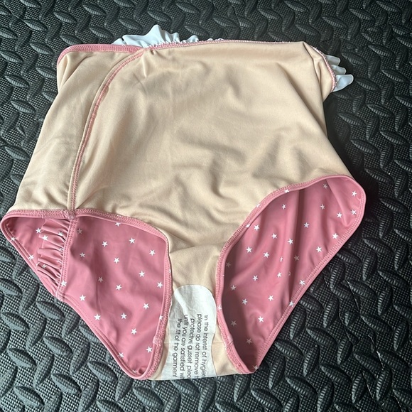 Bundle of kortni jeane swim bottoms - Picture 5 of 11